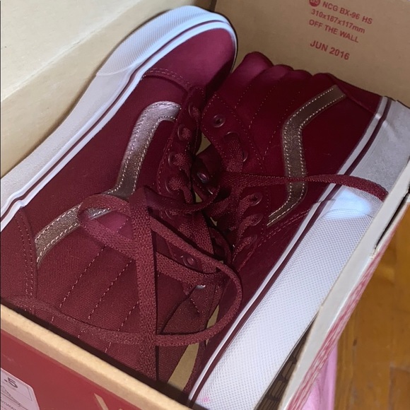 I have brand new vans perfect gift - Picture 3 of 3